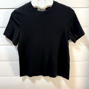 NU-IN – Size L – Black Classic T-Shirt